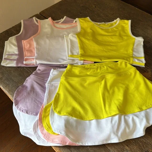 3 tennis outfits 5-6y skirts have shirts will ball pockets zipper in back πΎπ©·ππ - Picture 2 of 4